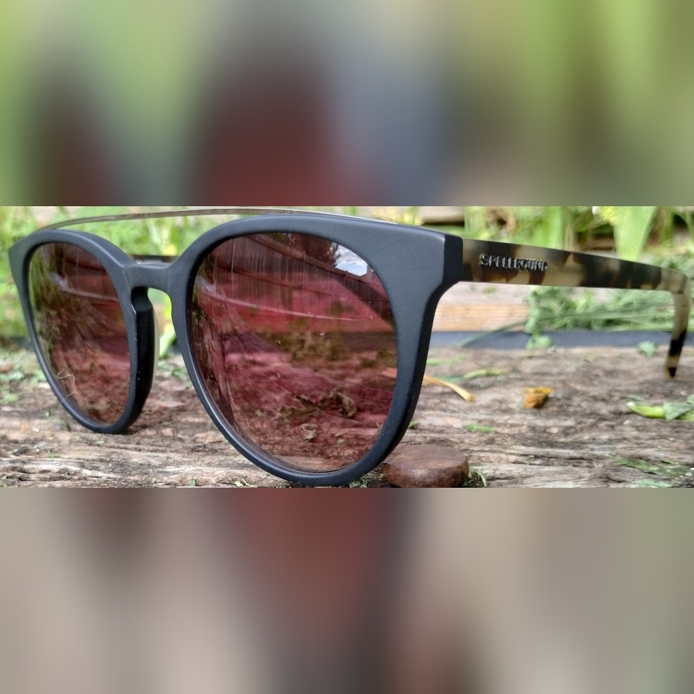 Spellbound Gold Collection sunglasses - Picture 7 of 8